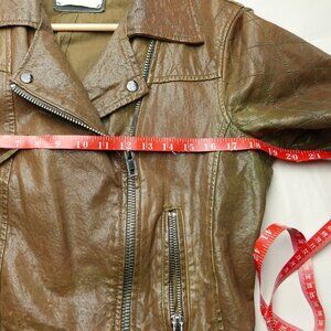 100% Leather Brown Moto Jacket Lined Two Zippered Pockets Adjustable Side Stra